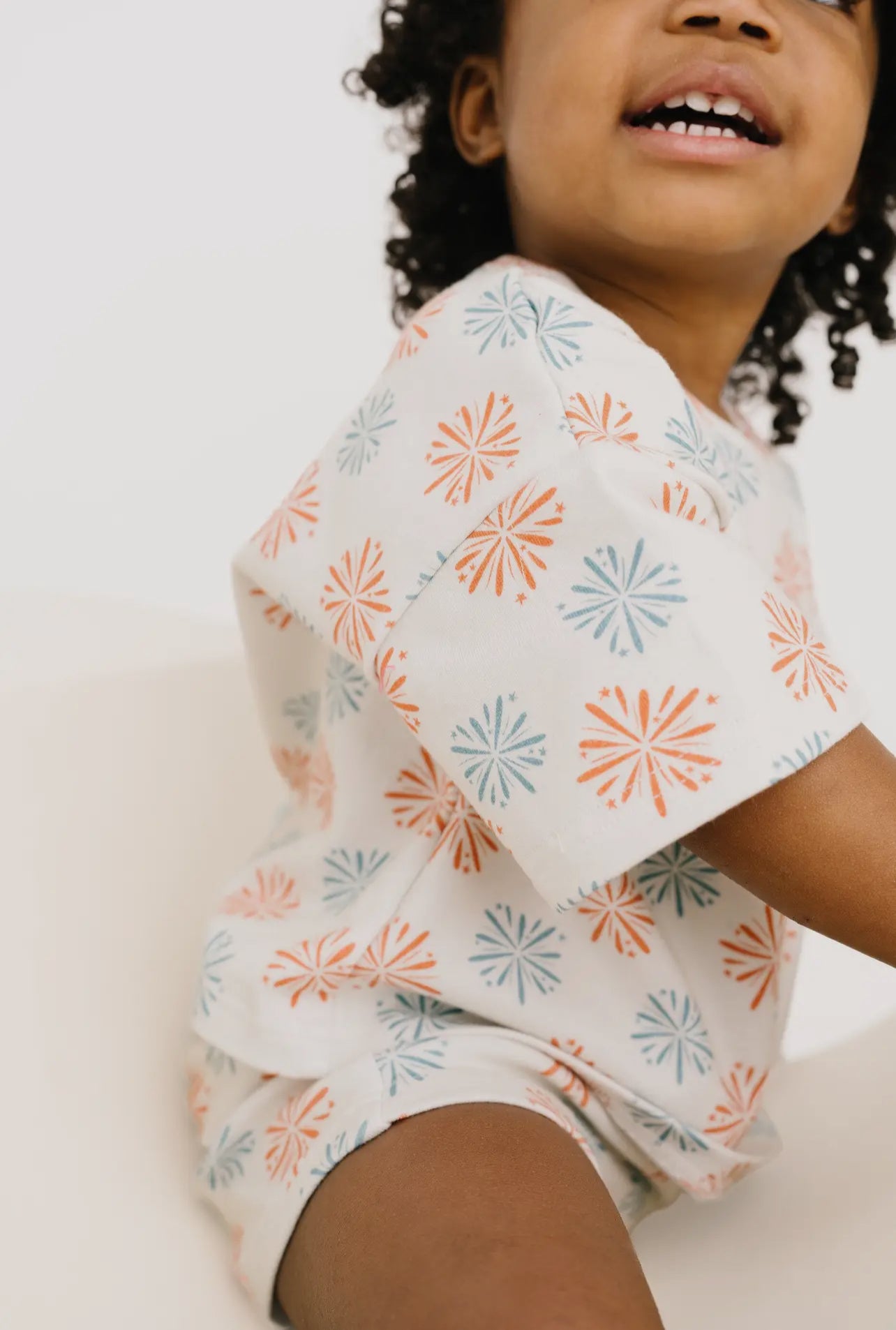 Vintage Fireworks Slouchy Set