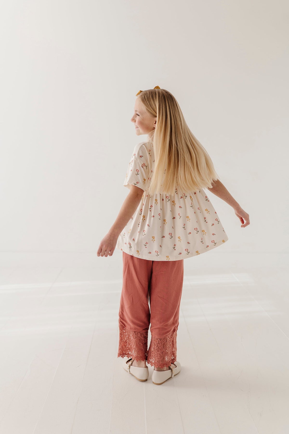 Girls Loose Short Sleeve Top in Rose Cloud