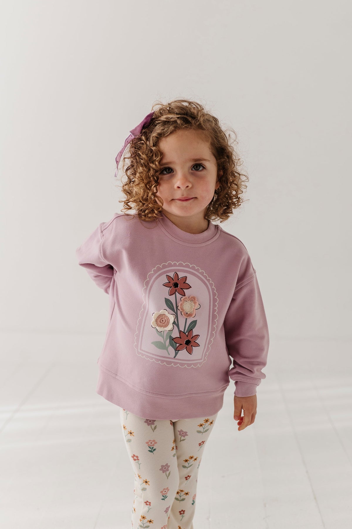 Girls Boxy Sweatshirt in Crochet Flower