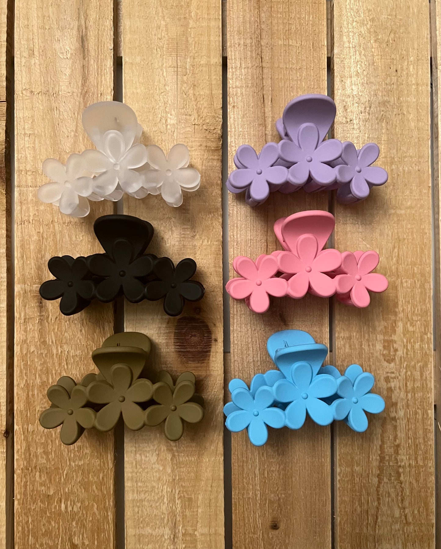 Daisy Trio Hair Claw