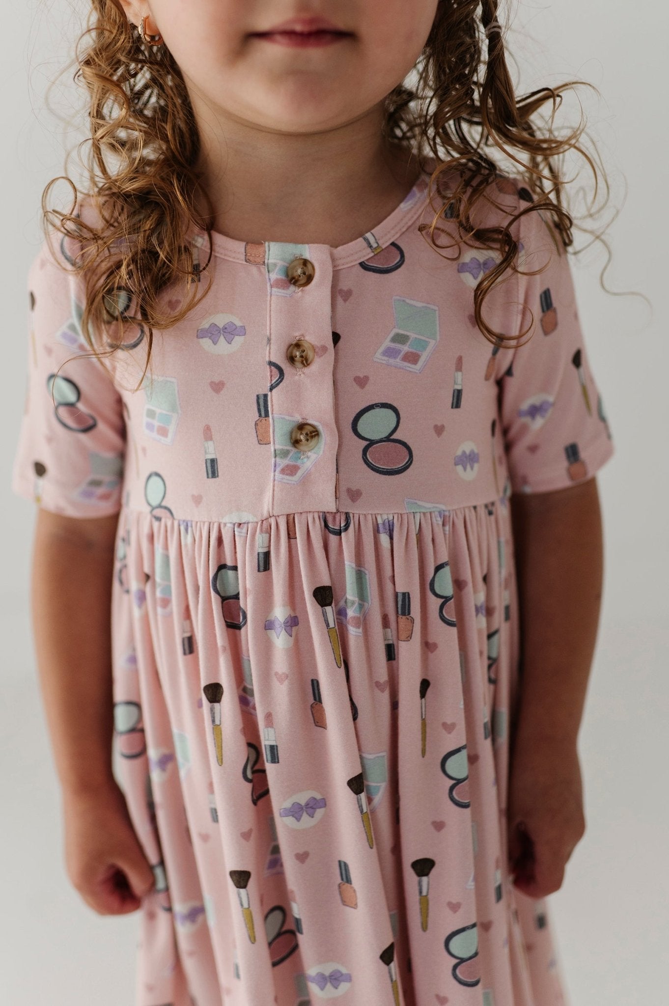 Girls Short Sleeve Henley Dress in Makeup