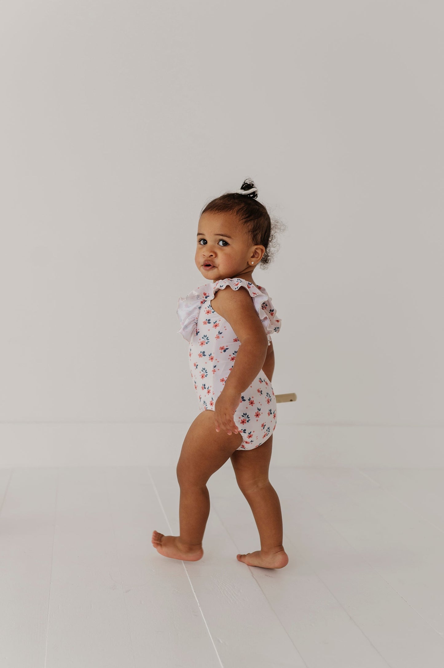 Girl's Ruffle Sleeve Cross Back Swimsuit