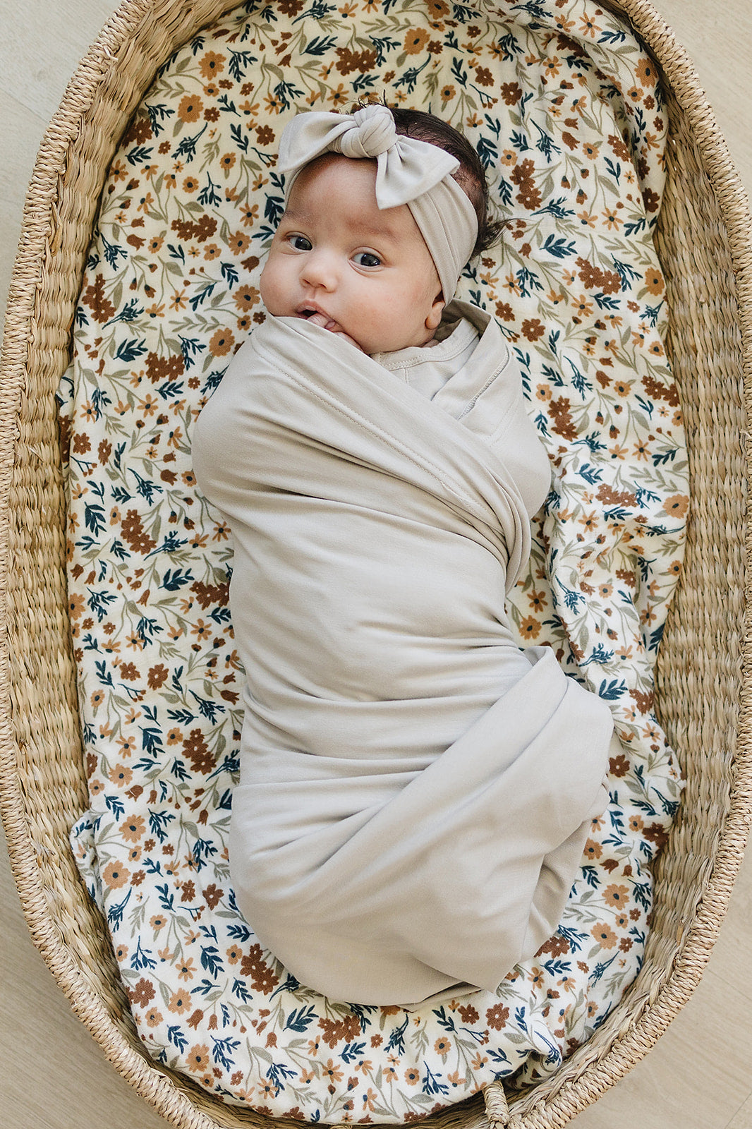 Mebie Baby Oatmeal Bamboo Stretch Swaddle