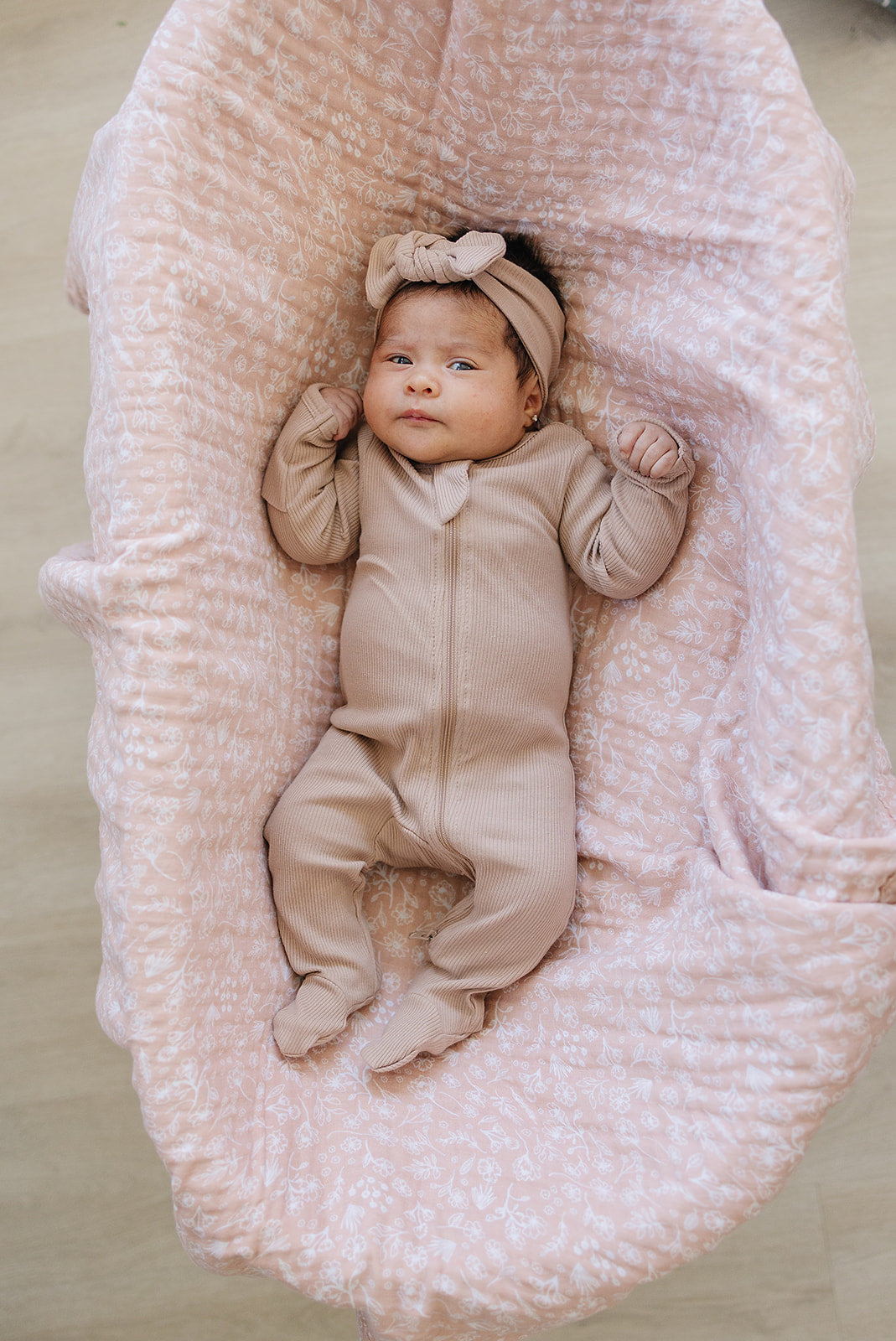 Mebie Baby Pale Pink Organic Cotton Ribbed Zipper