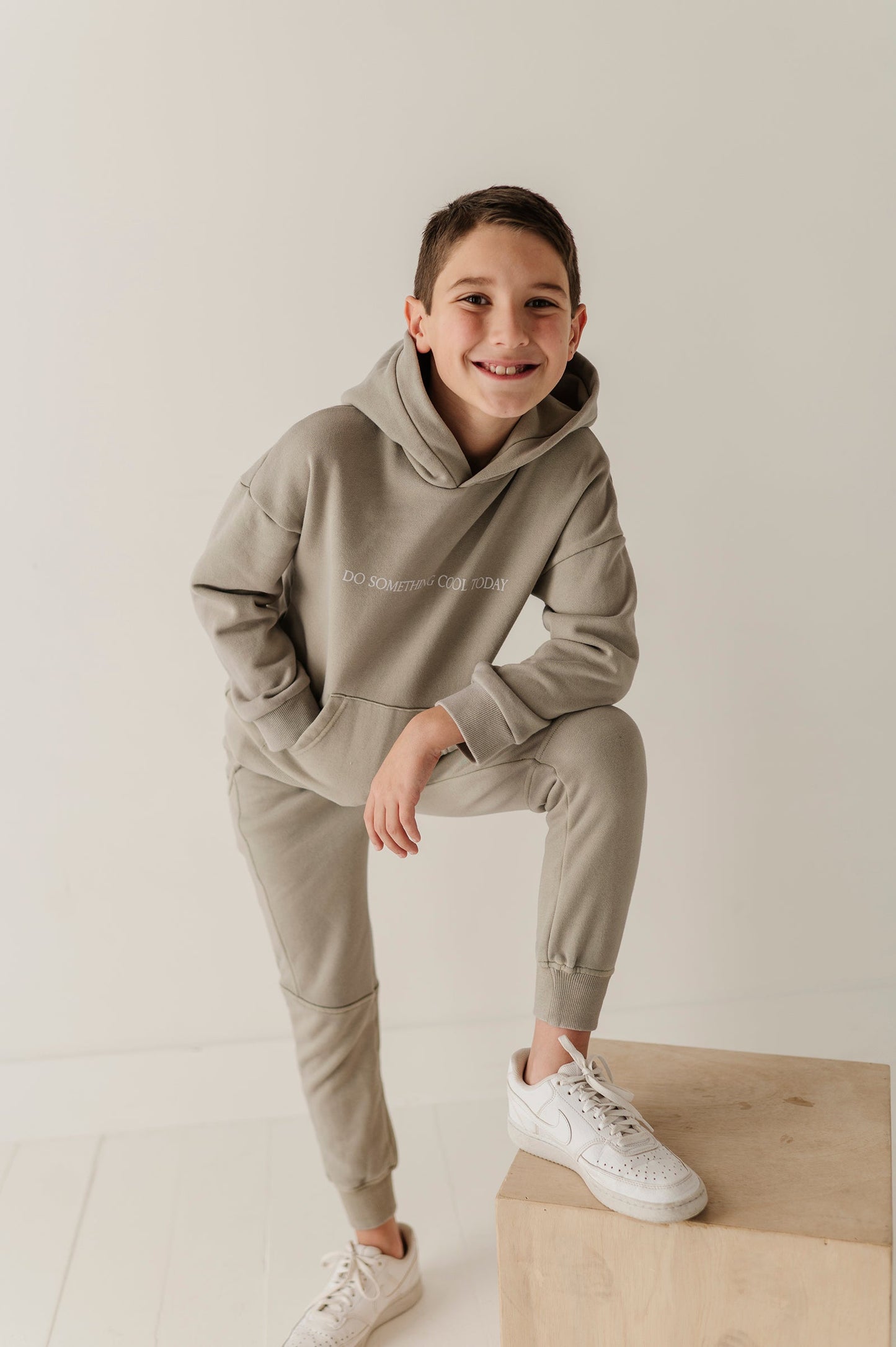 Boys Detail Fleece Jogger in Evergreen