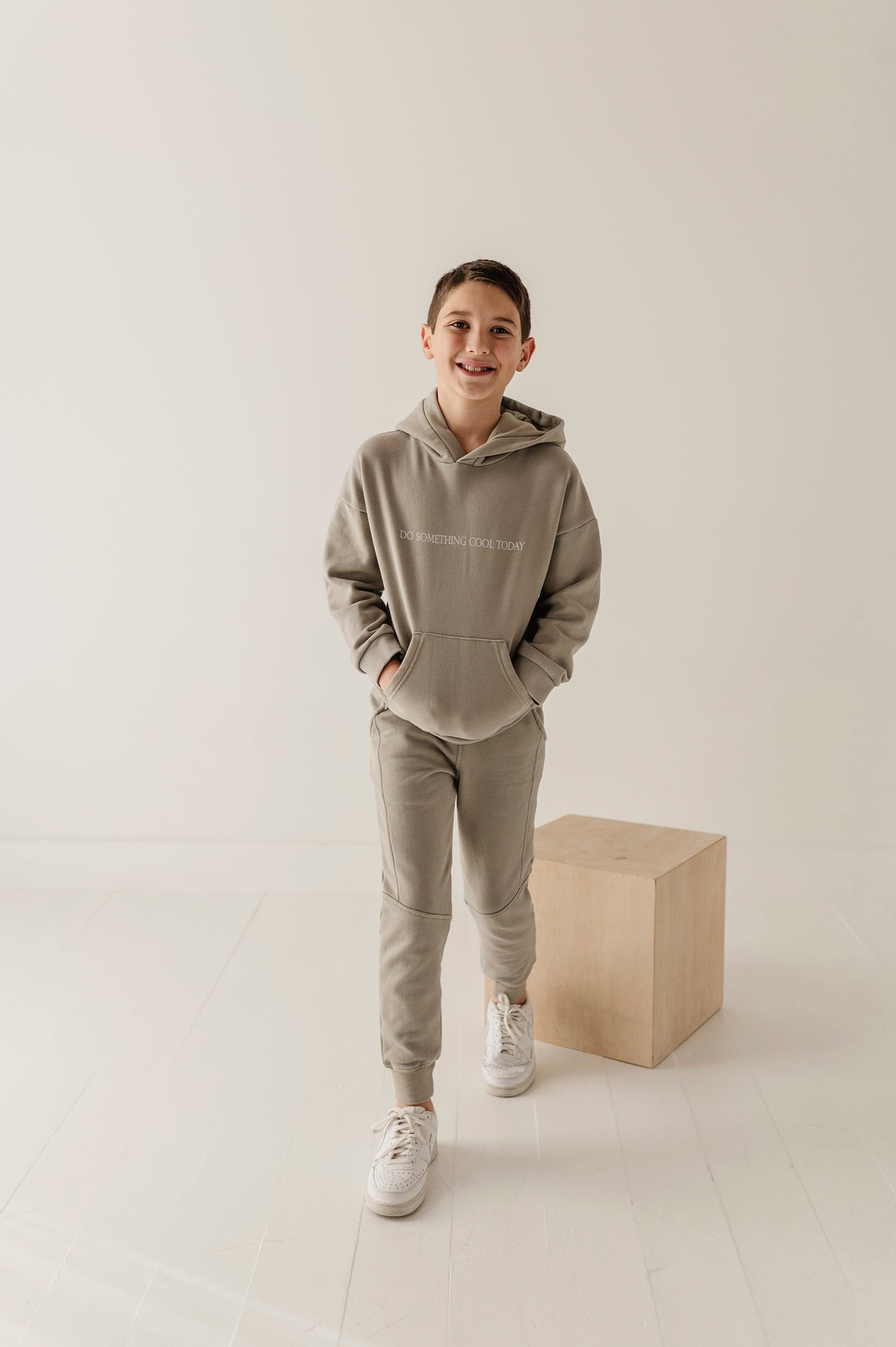 Boys Detail Fleece Jogger in Evergreen