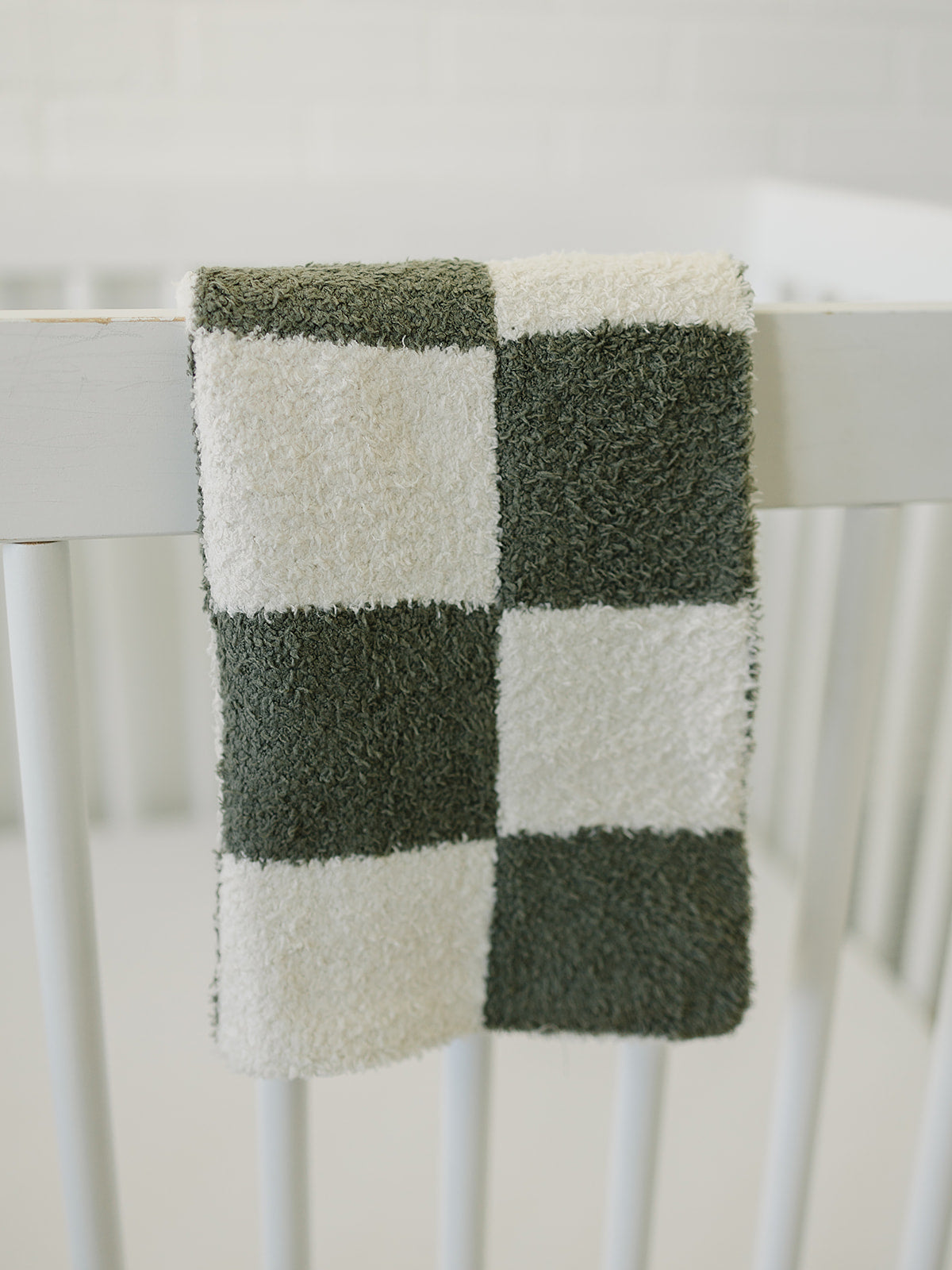 Mebie Baby Green Checkered Plush Blanket