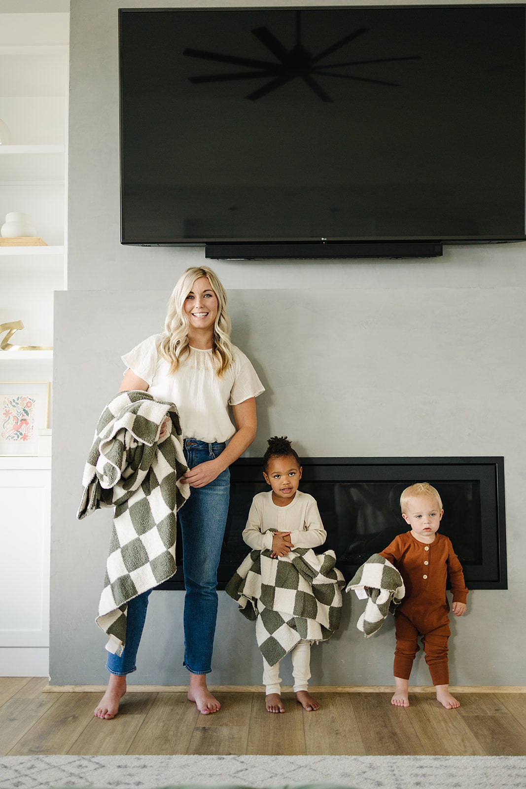 Mebie Baby Green Checkered Plush Blanket