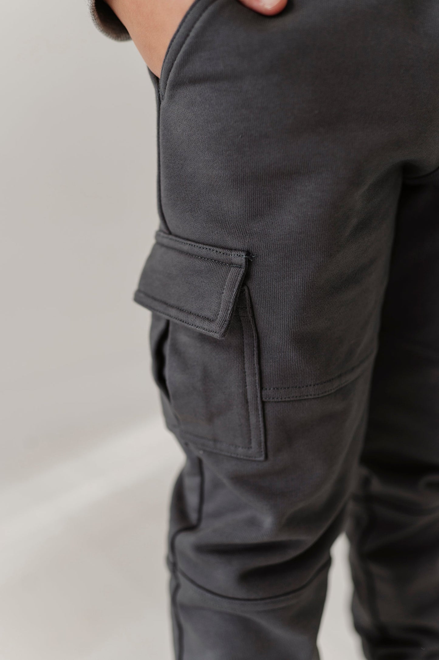 Boys Cargo Fleece Pant in Thunder