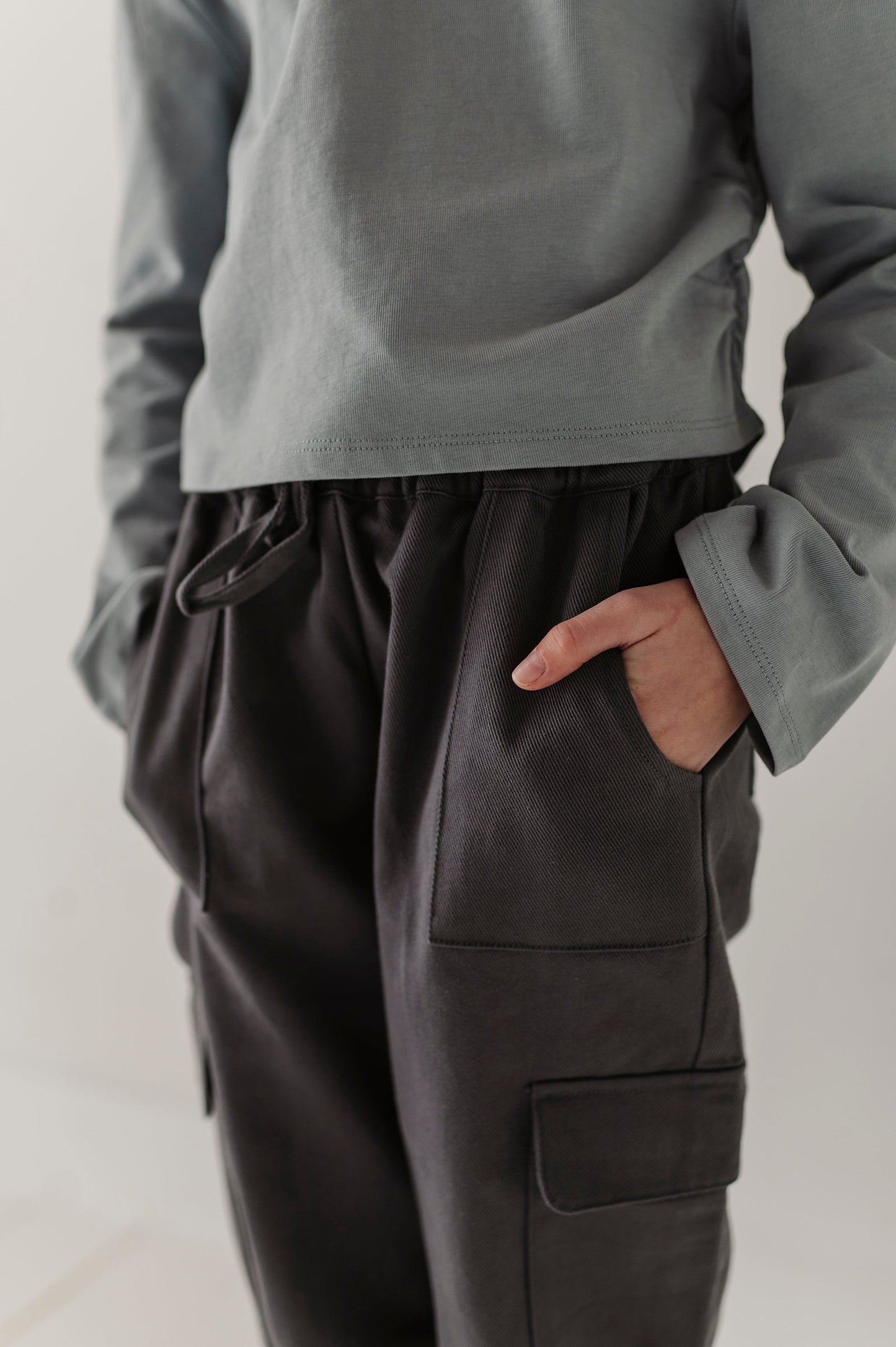 Girls Cargo Utility Pant in Evergreen