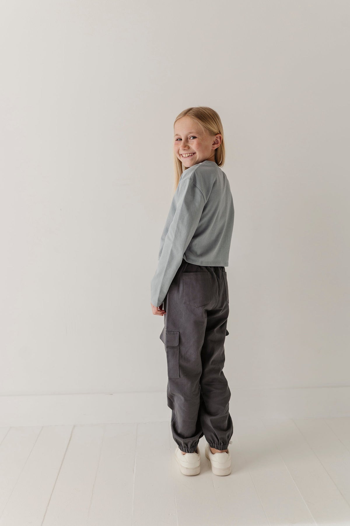 Girls Long Sleeve Shirring Tee in Grayish Blue