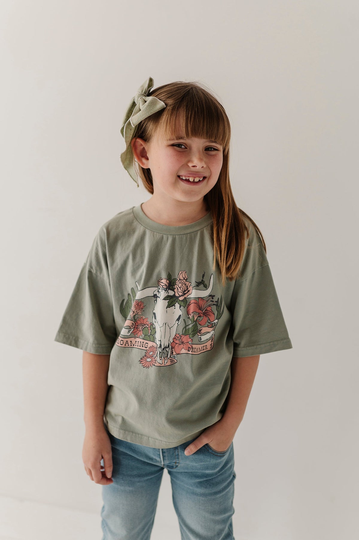 Girls Cotton Screen-Printed Tee in Roaming Dreamer