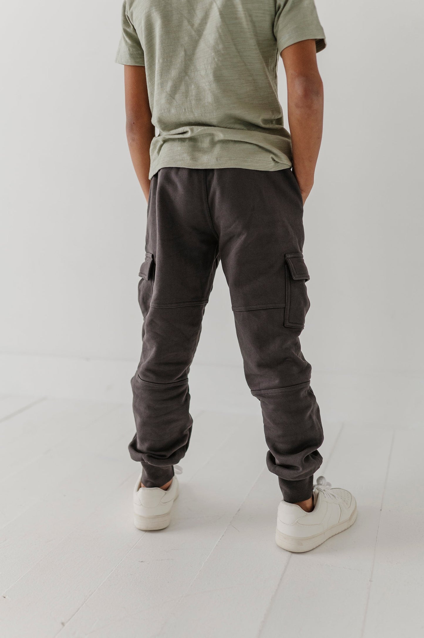 Boys Cargo Fleece Pant in Thunder