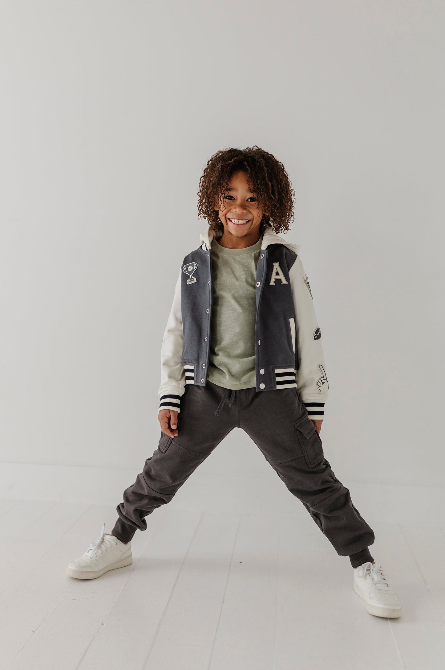 Boys Cargo Fleece Pant in Thunder