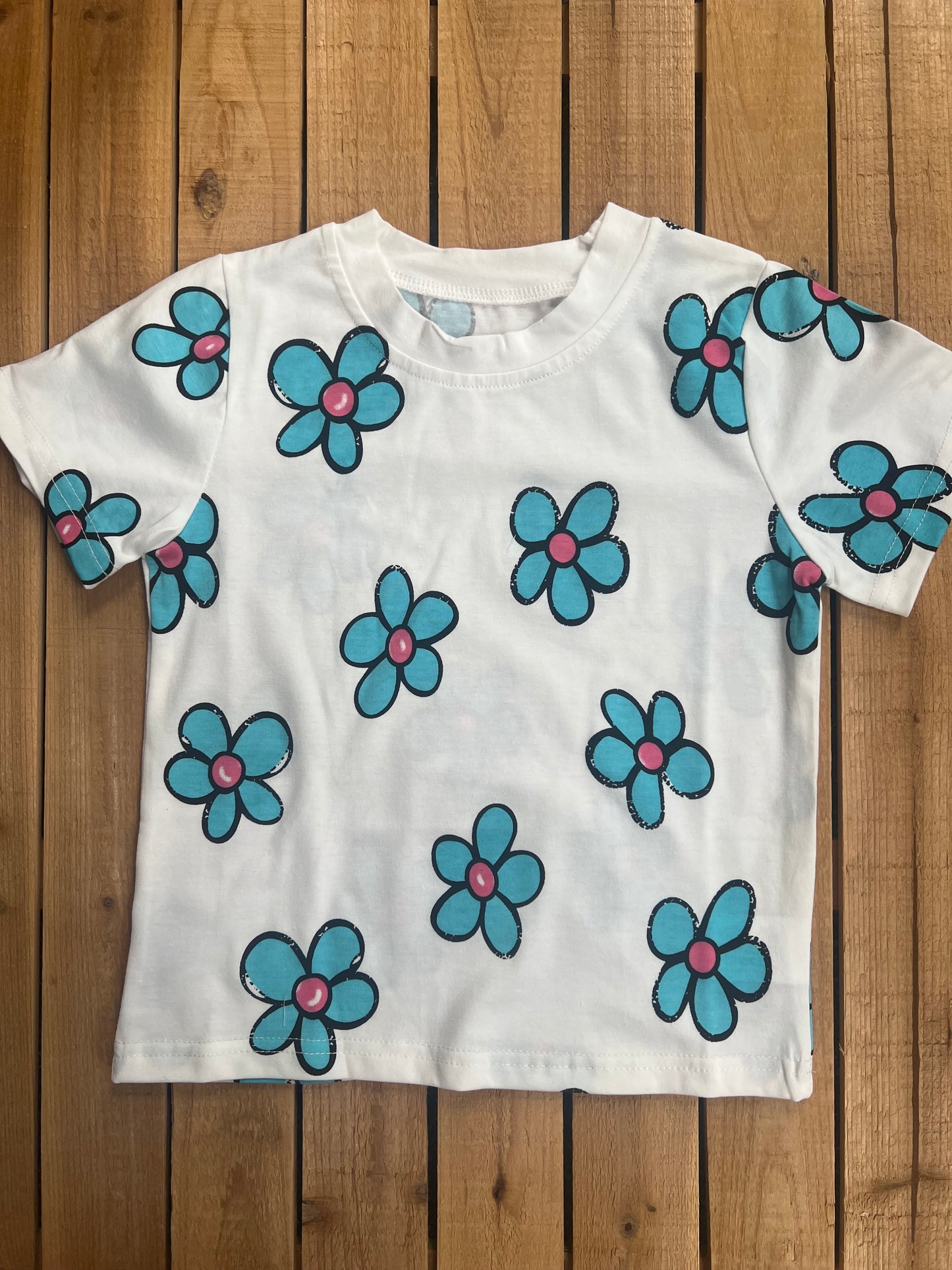 Daisy Graphic Tee