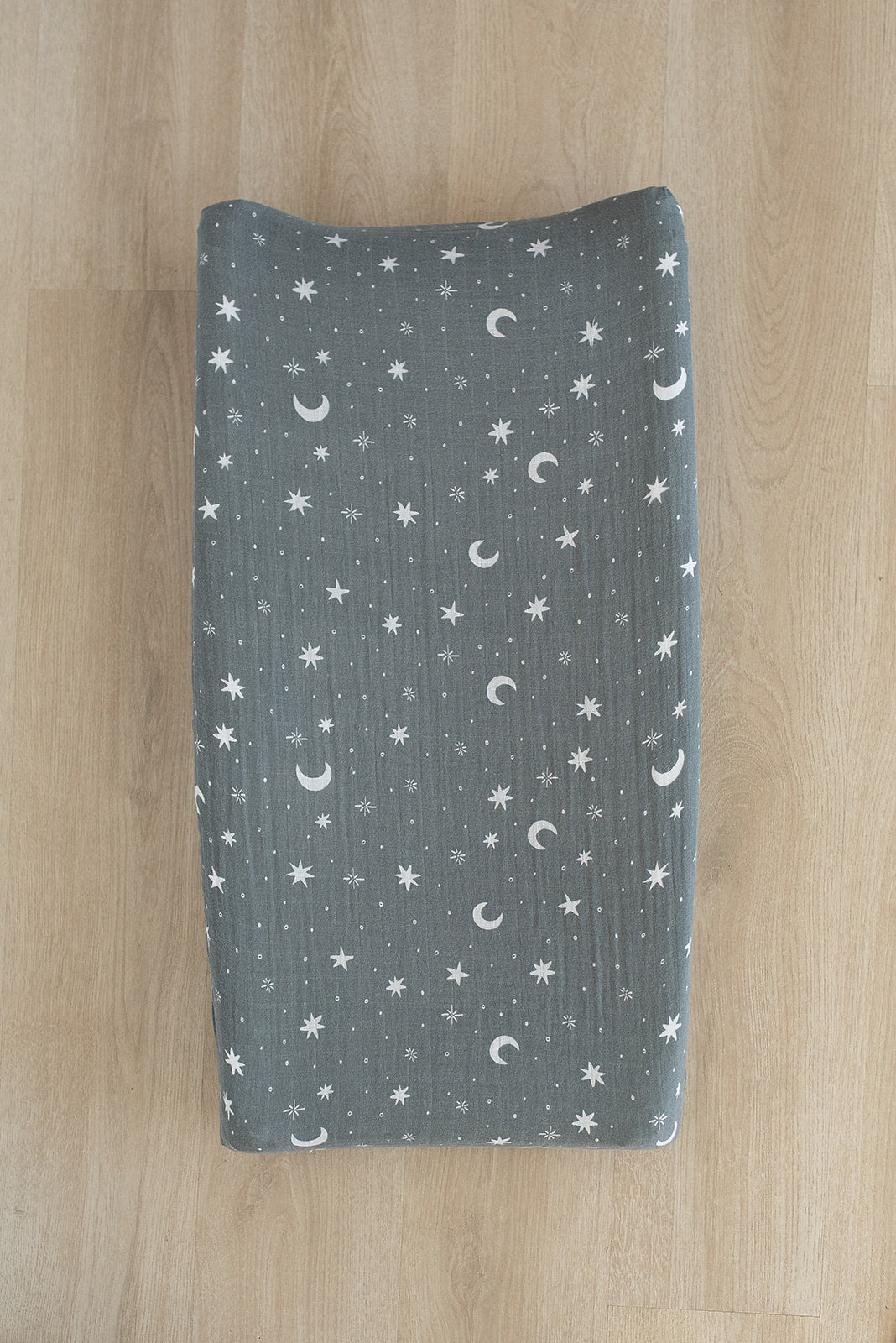 Mebie Baby Night Sky Muslin Changing Pad Cover