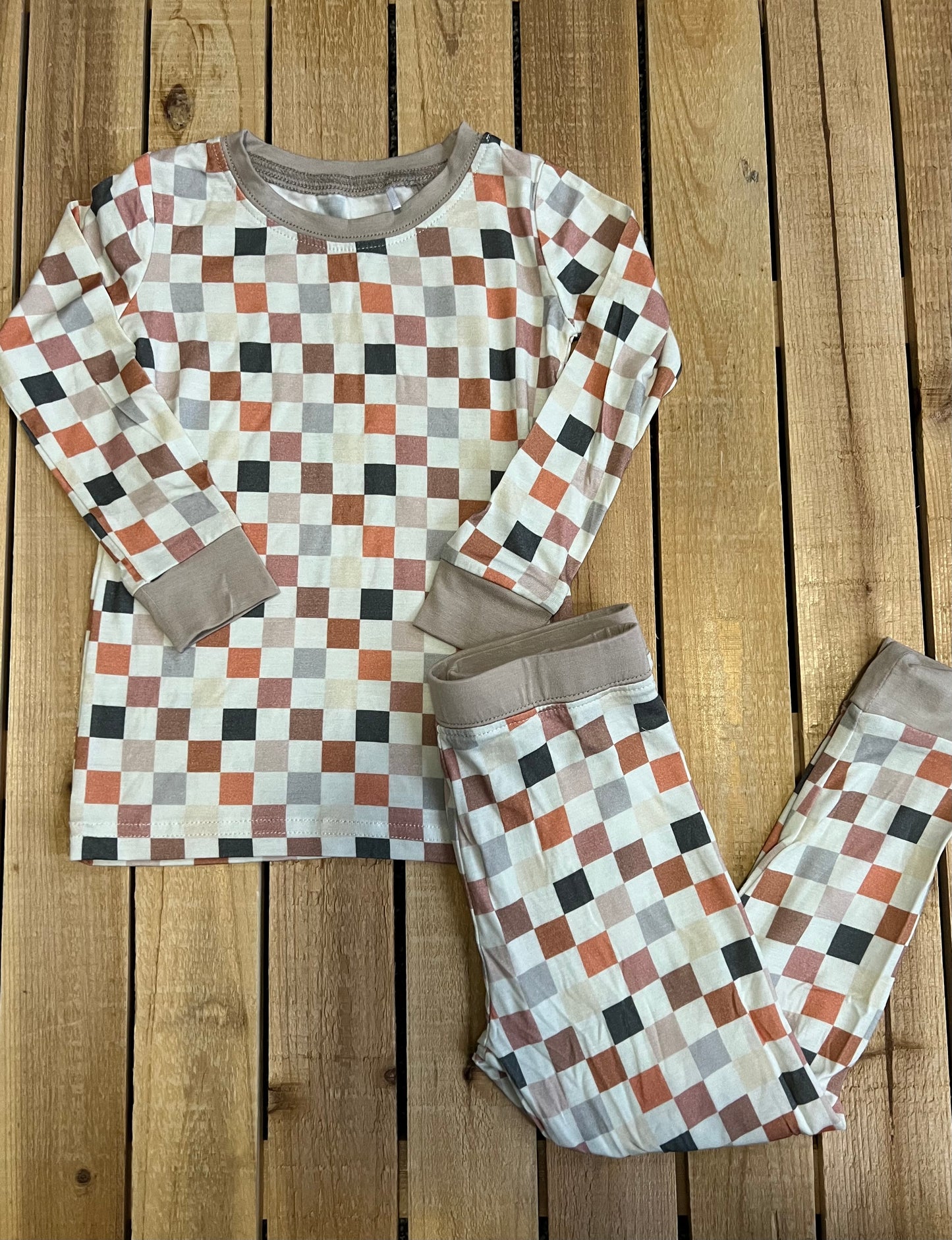 Neutral Checkered Bamboo Set