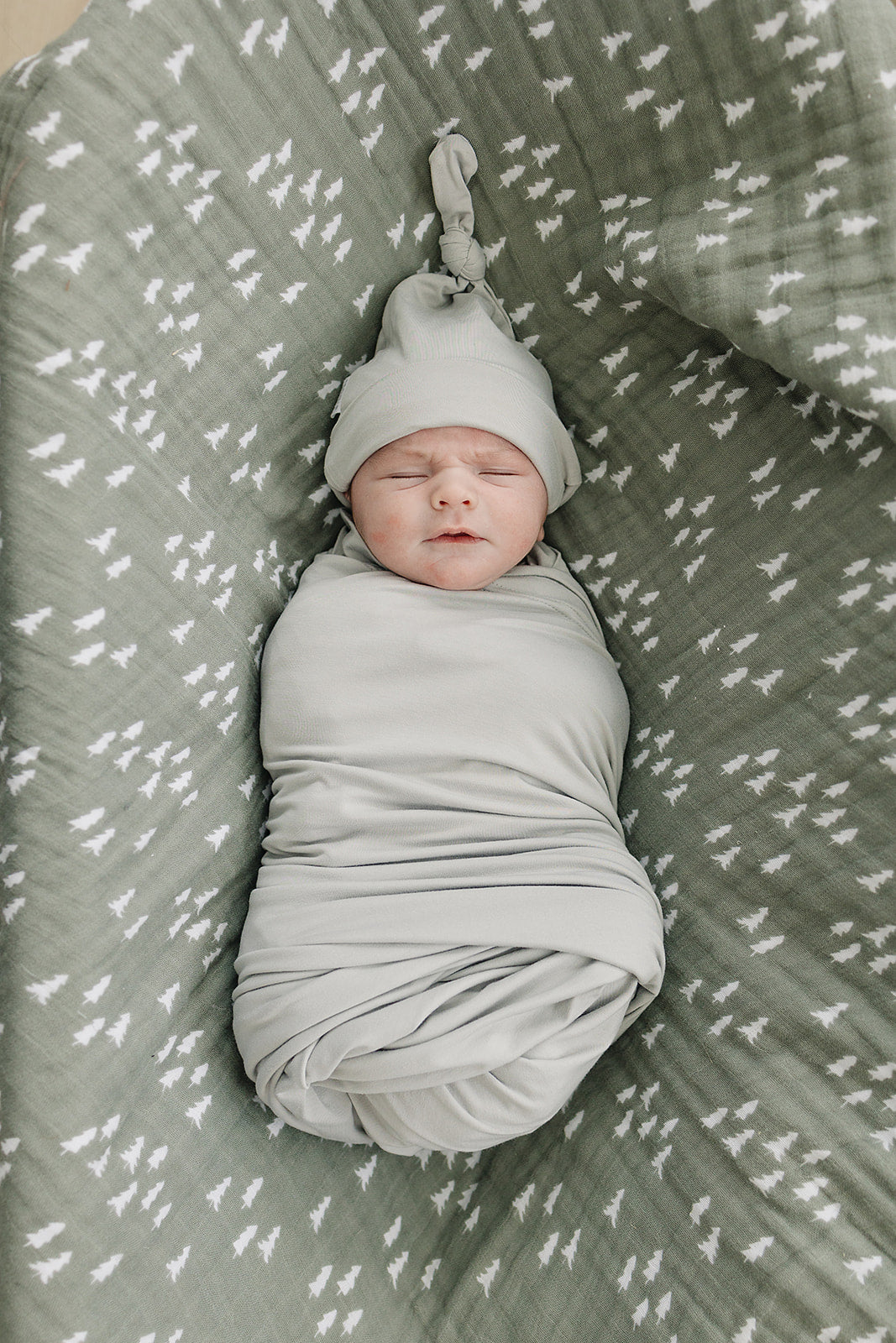 Mebie Baby Sage Bamboo Stretch Swaddle