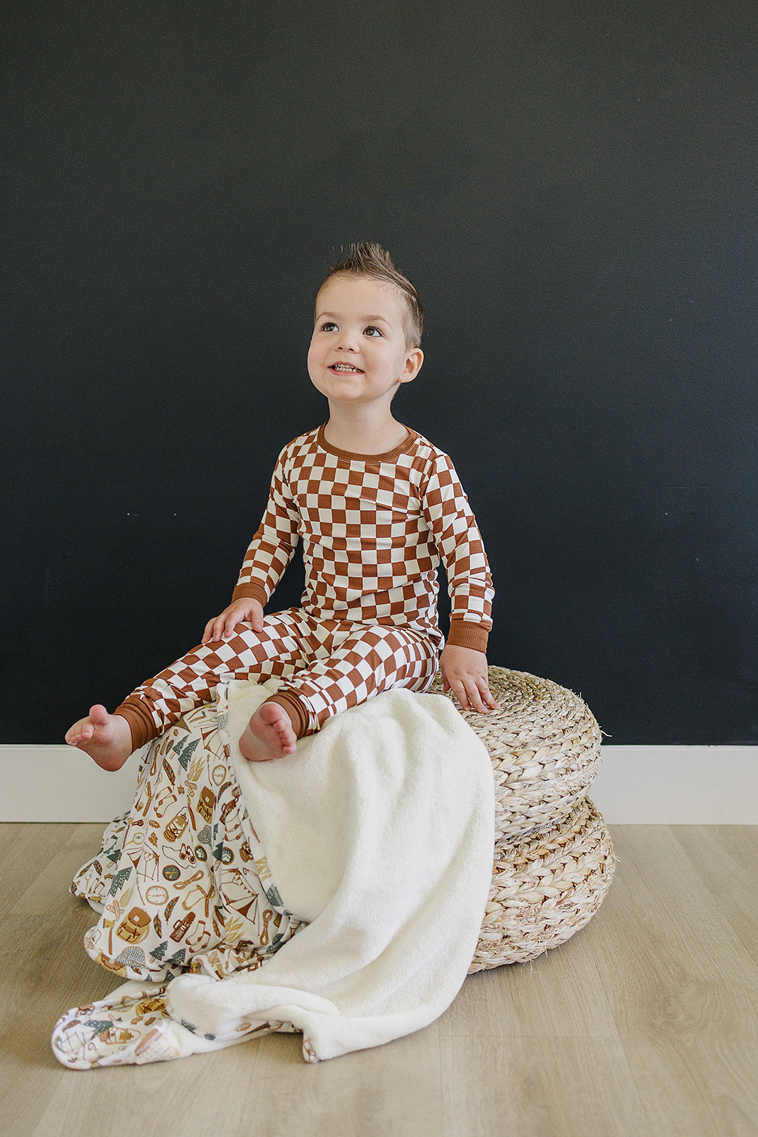 Mebie Baby Rust Checkered Ribbed Bamboo Cozy Set