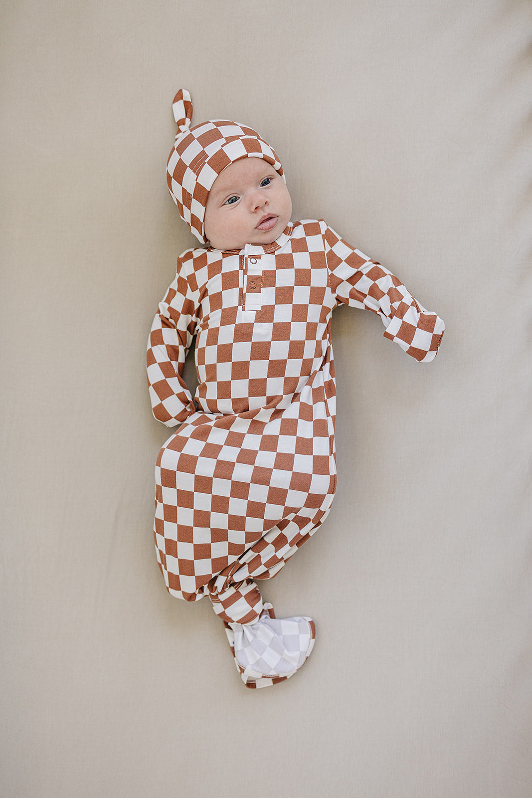 Mebie Baby Rust Checkered Bamboo Knot Gown