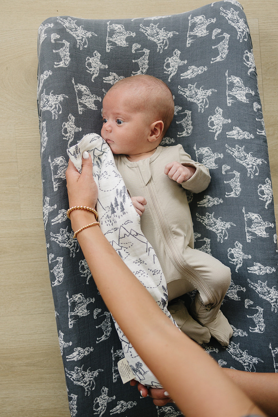 Mebie Baby Summit Muslin Burp Cloth