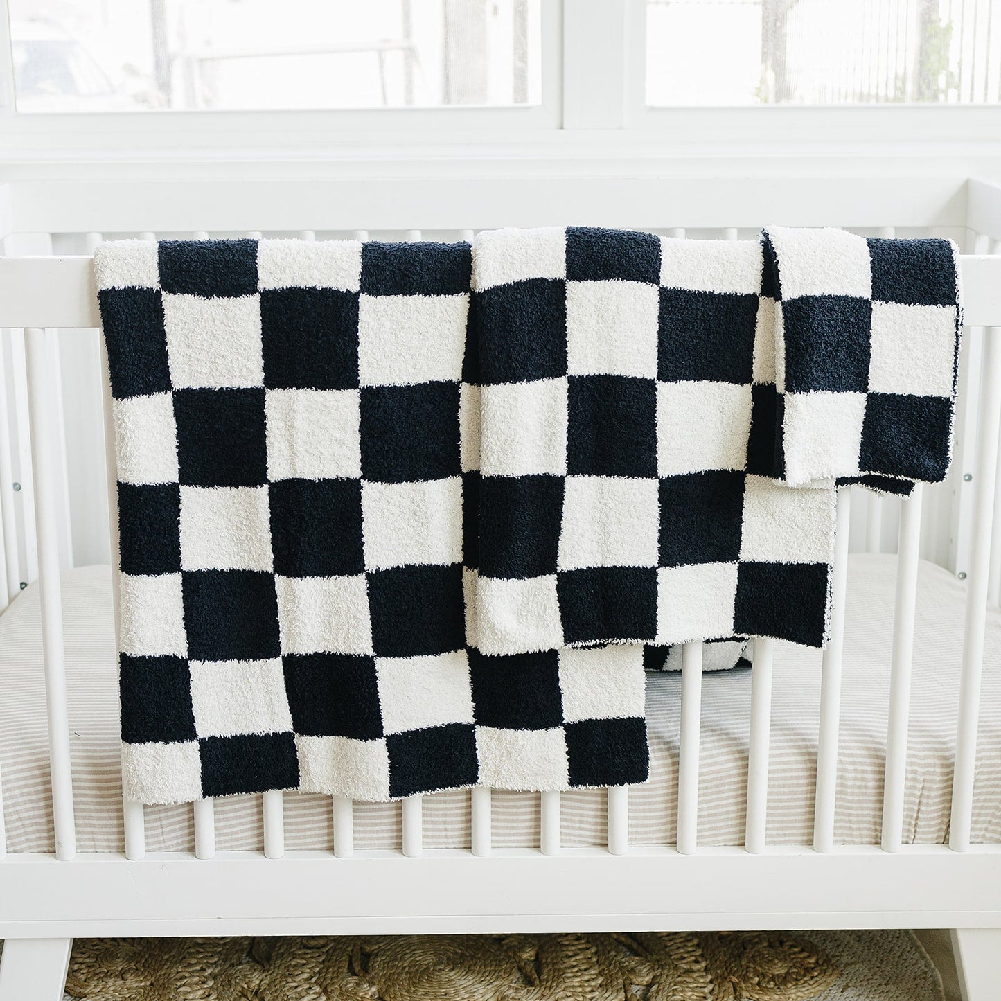 Mebie Baby Black + White Checkered Plush Blanket