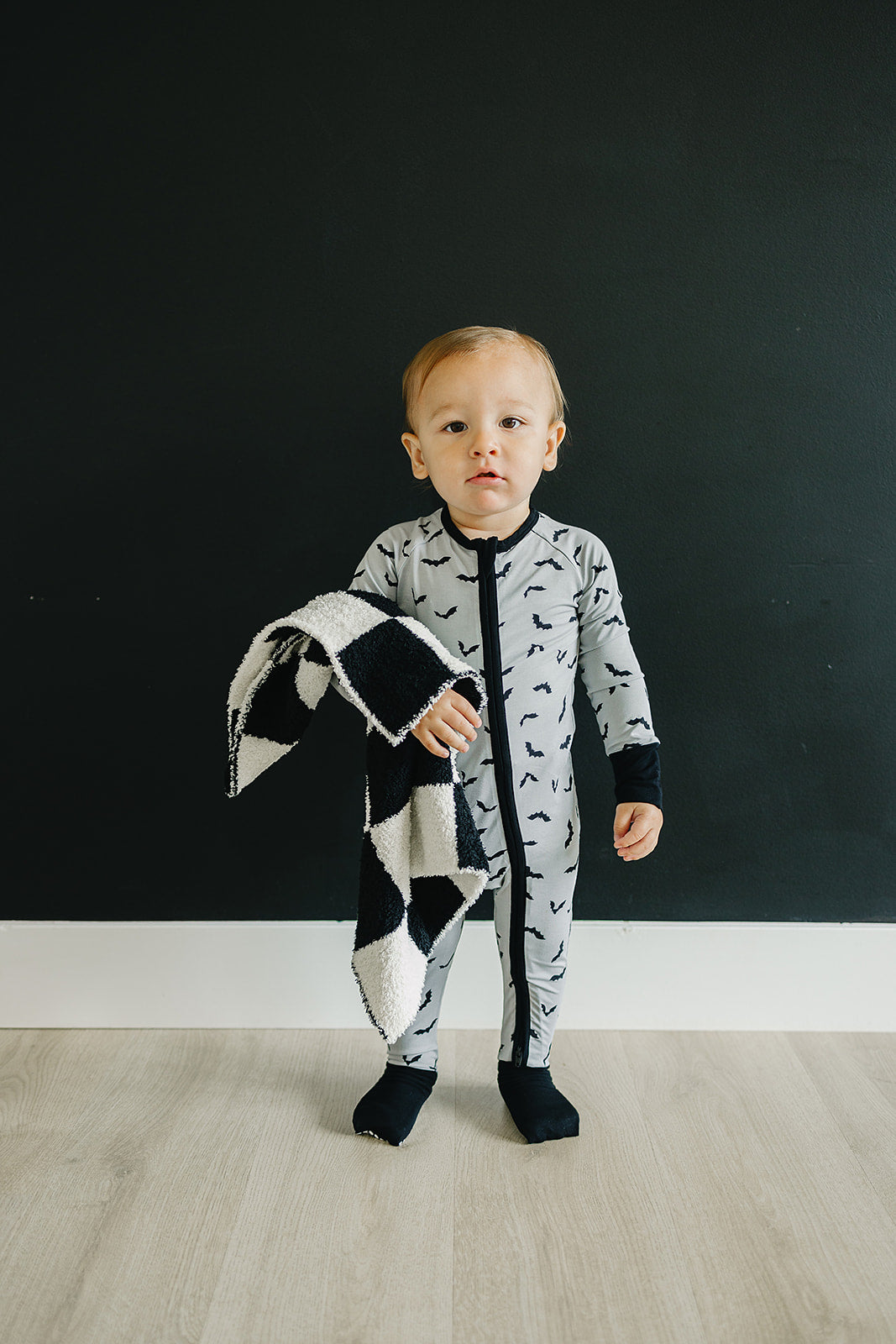 Mebie Baby Black + White Checkered Plush Blanket