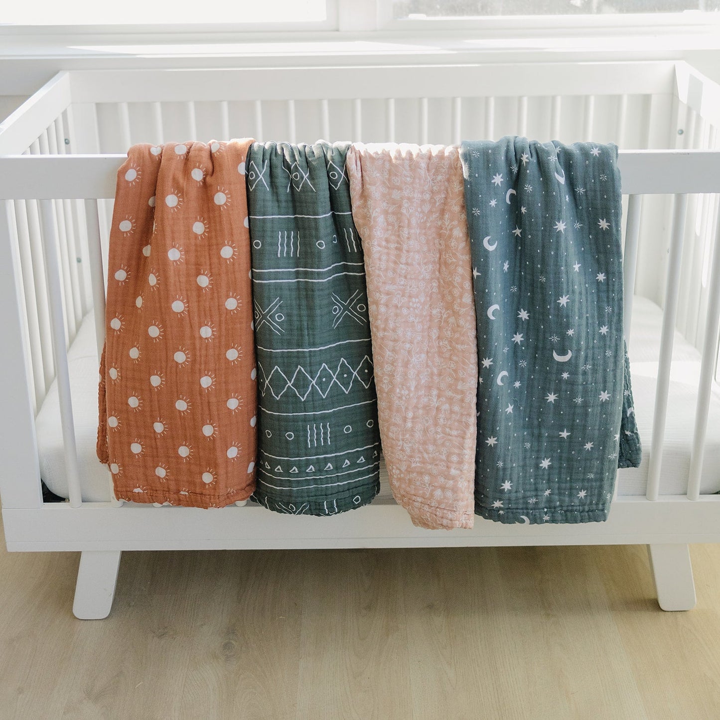 Mebie Baby Night Sky Muslin Quilt