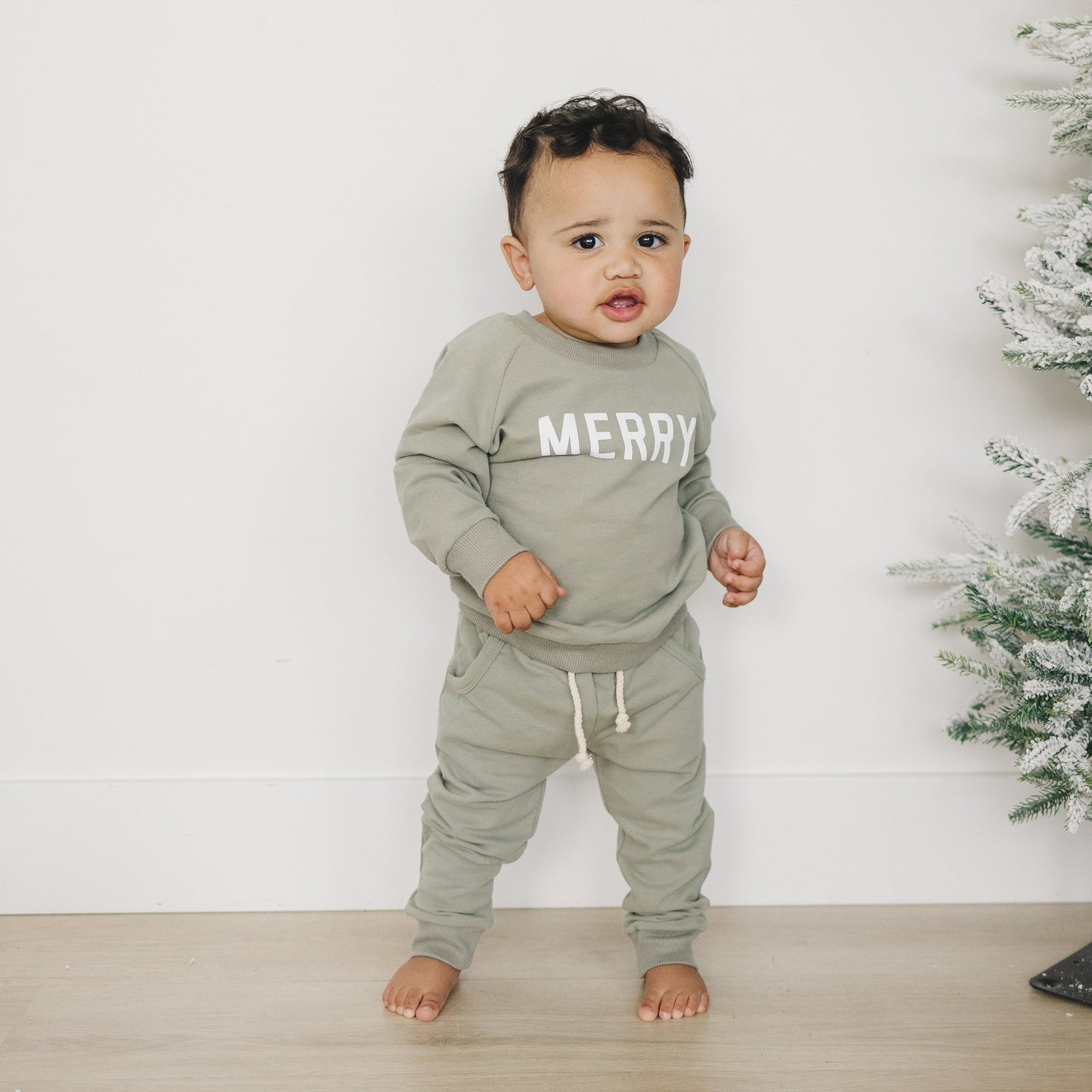 Little Joy Co. Merry Graphic Organic Cotton 2pc Jogger Set