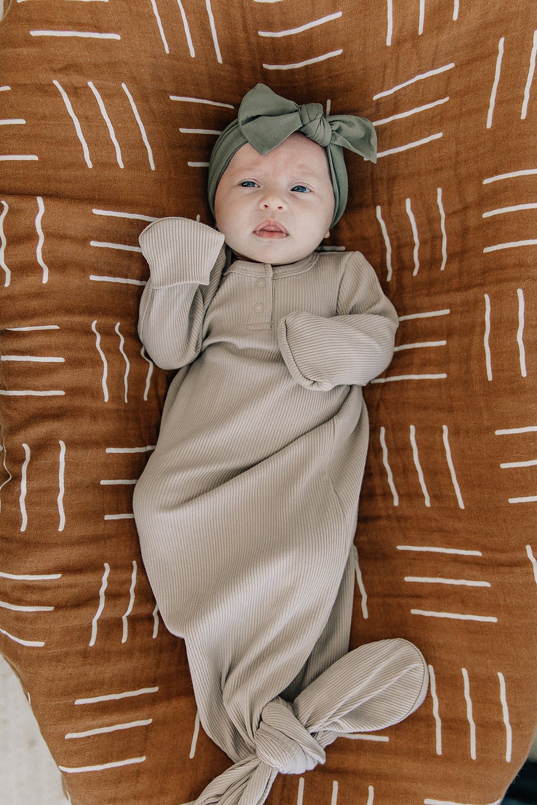 Mebie Baby Oatmeal Organic Cotton Ribbed Knot Gown