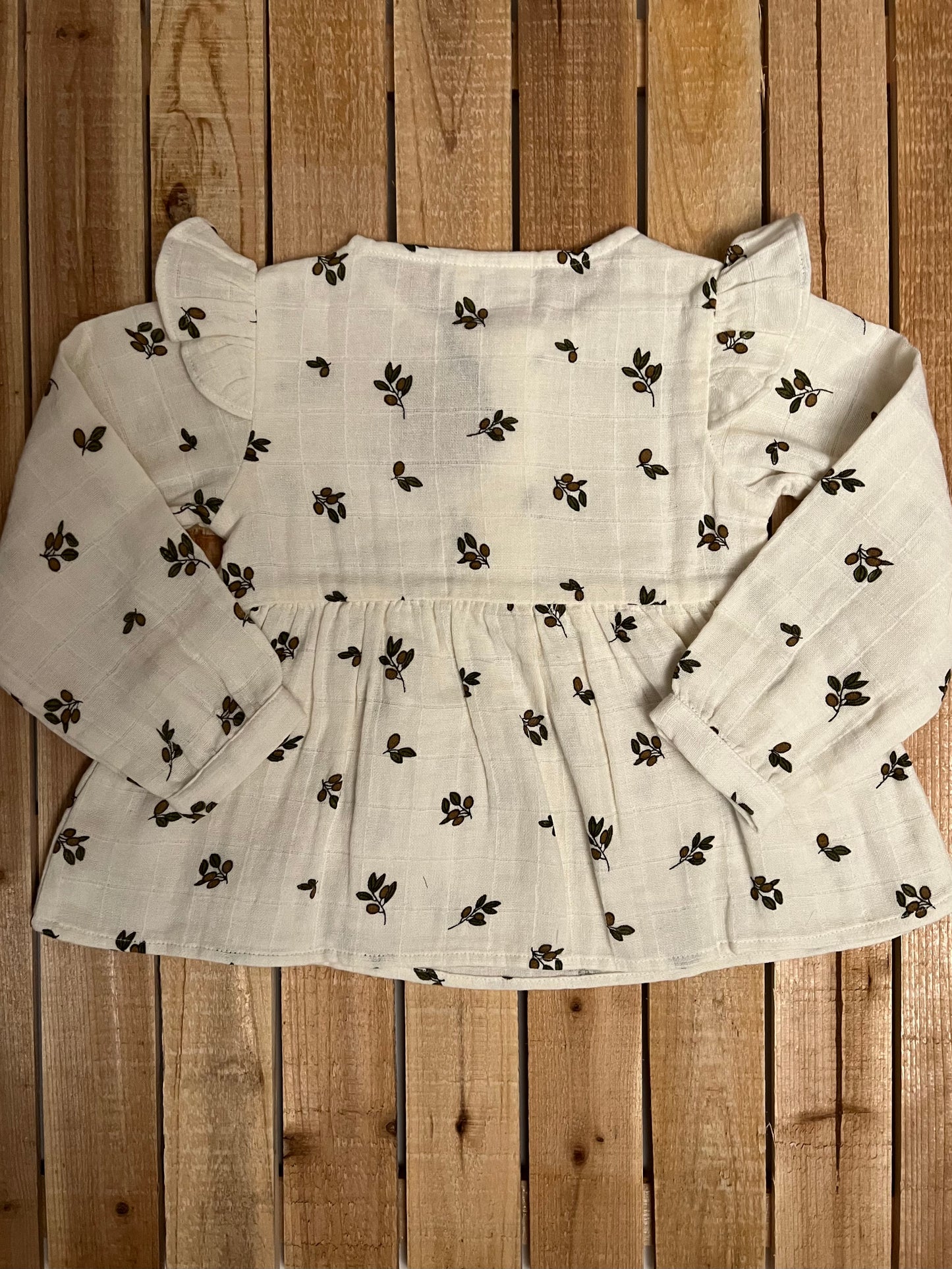 City Mouse Olive Print Flutter Sleeve Muslin Tunic